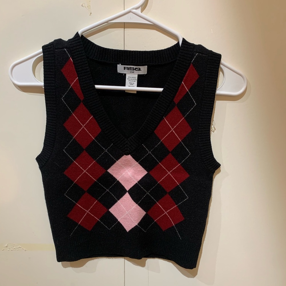 RSQ (Tilly’s) size small sweater vest